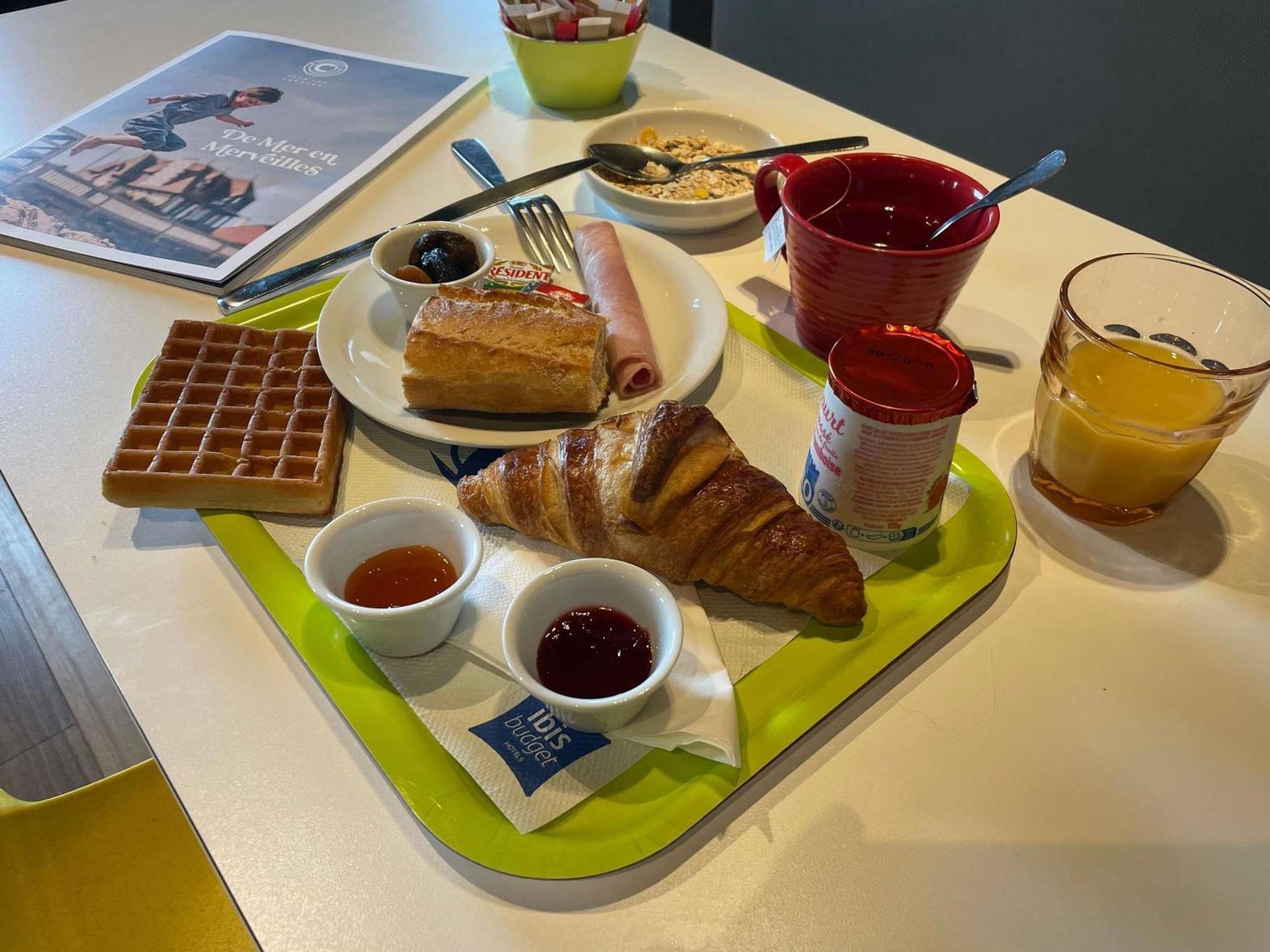 Ibis Budget Cabourg Dives Sur Mer Exterior foto